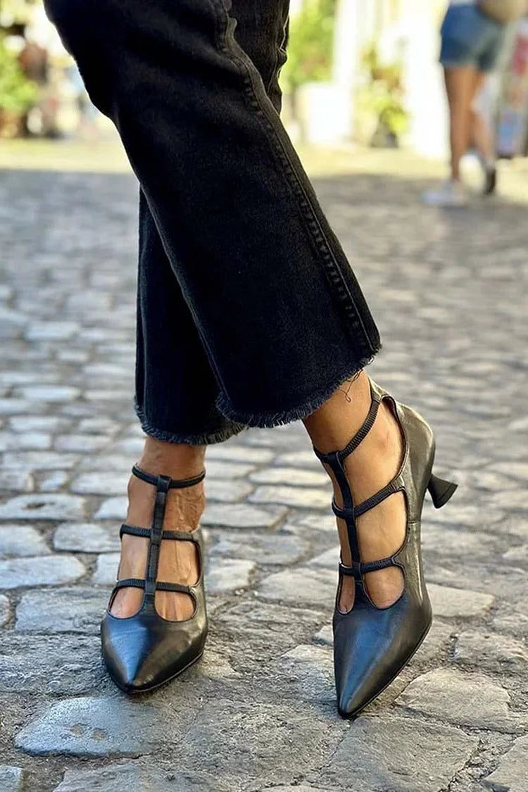 Black / 11