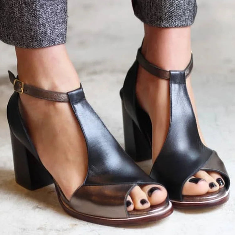 Black / 11