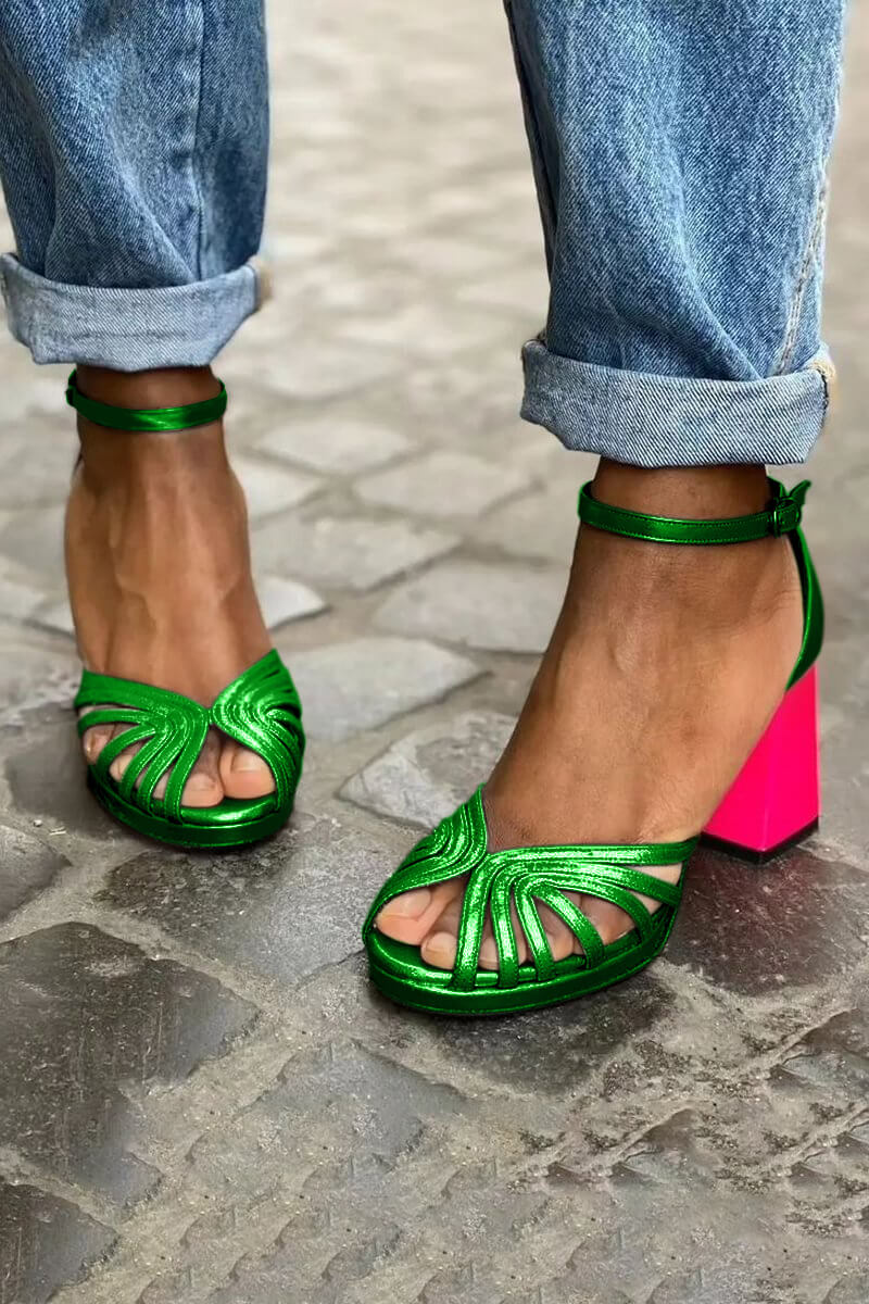 Green / 11